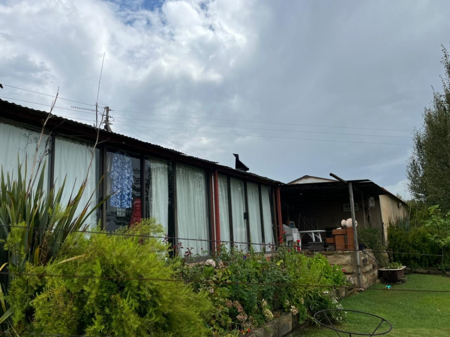 6 Bedroom Property for Sale in Ladybrand Rural Free State